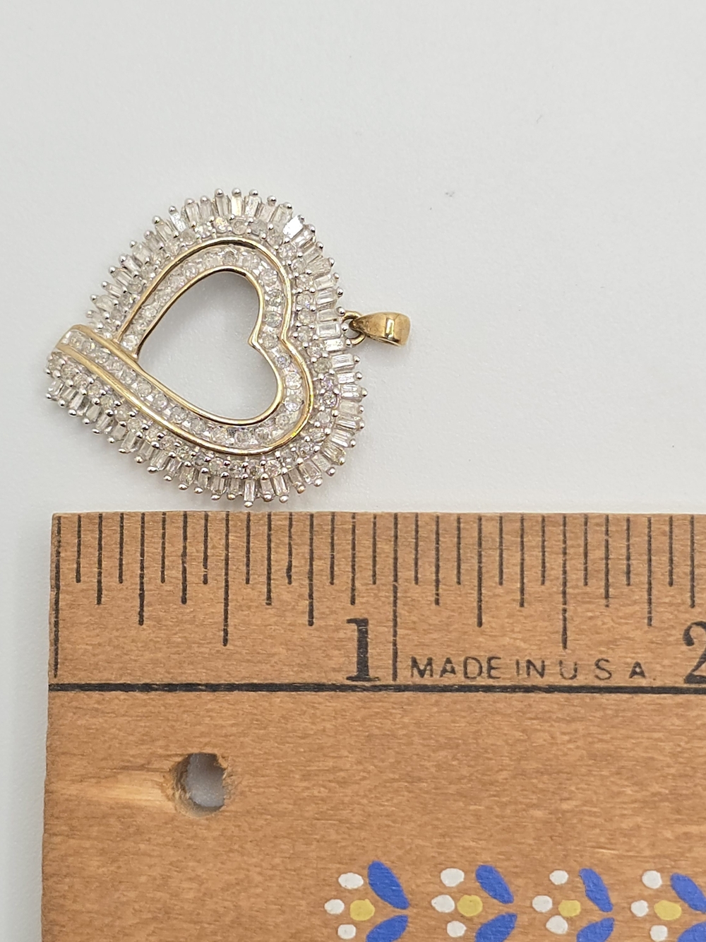 10K Gold Heart Pendant Round & Baguette Diamonds 3.6g - Picture 9 of 16
